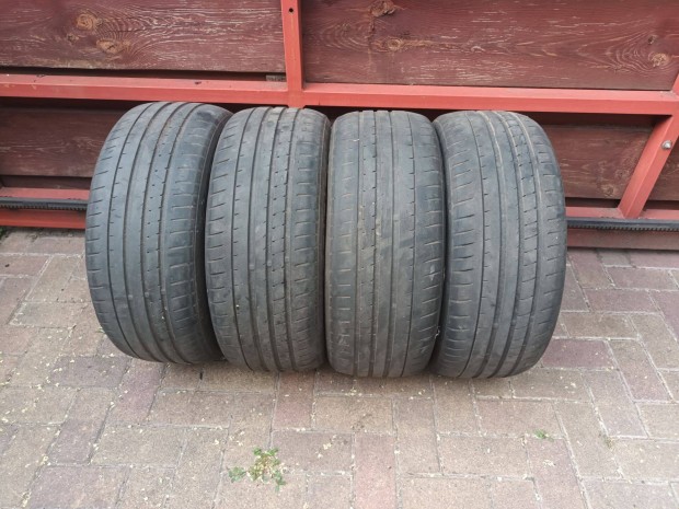 Nyri gumi 215/50 R17