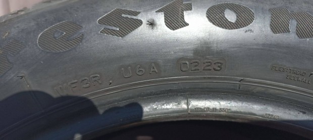 Ny�ri gumi 215 55 17