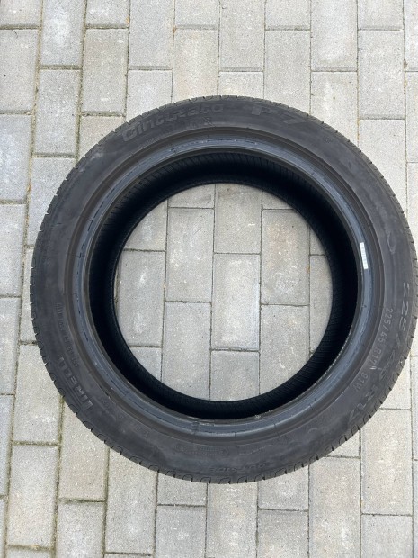 Nyri gumi 225/45 R17