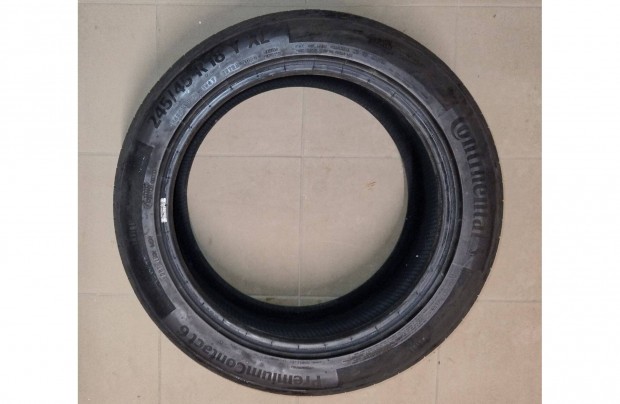 Ny�ri gumi 245/45 R18