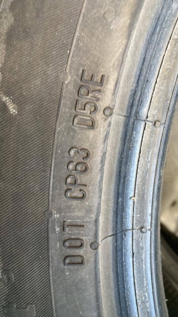 Nyári gumi 4 db 215/45/R17 Continental egyben eladó