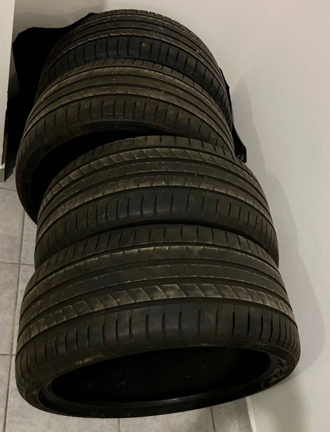 Nyári gumi 4db - 255/35 R21 - AUDI gyári gumi csendesítővel
