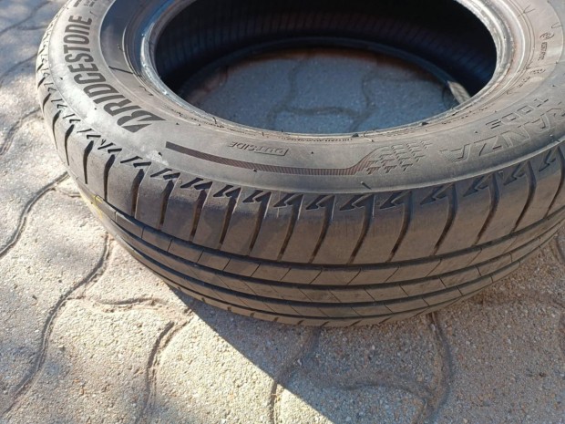 Nyri gumi Bridgestone 185/65/R15