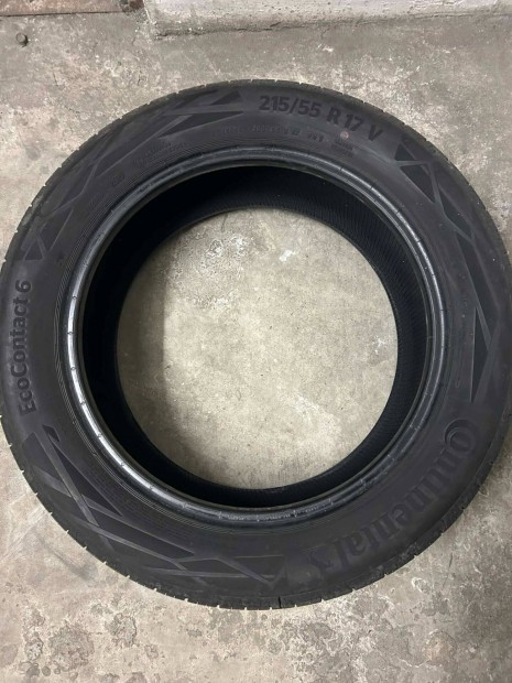 Ny�ri gumi Continental 215/55 R17 94V