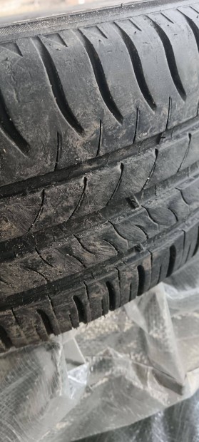 Ny�ri gumi Michelin