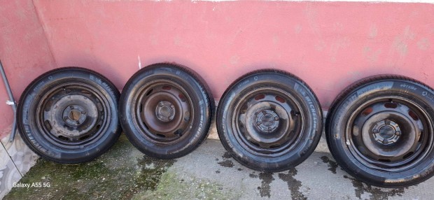 Ny�ri gumi Michelin