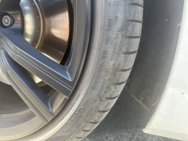 Nyári gumi Pirelli 225/40r19,255/35r19