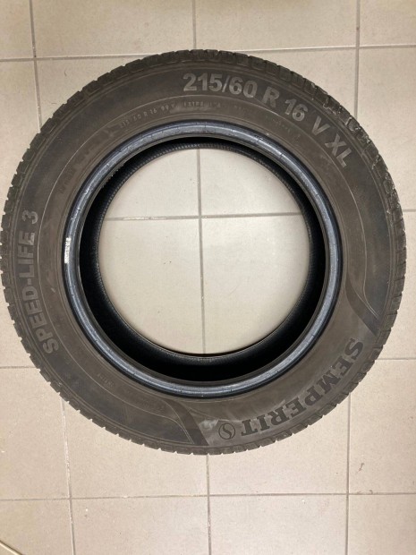 Nyri gumi Semperit 215/60 R16