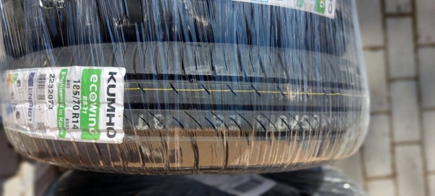 Ny�ri gumi, �j 185/70 R14 Kumho