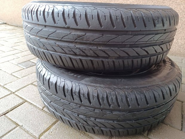 Ny�ri gumi elad� (4 db; 195/65 R15 Matador Hectorra 3)