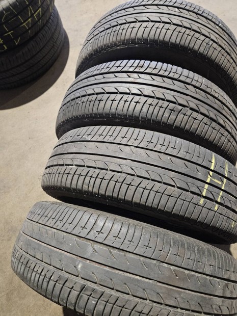 Nyri gumi garnitra. 175/65R15