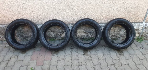 Nyri gumi nyrigumi kerk garnitra 195/55 r15 toyo