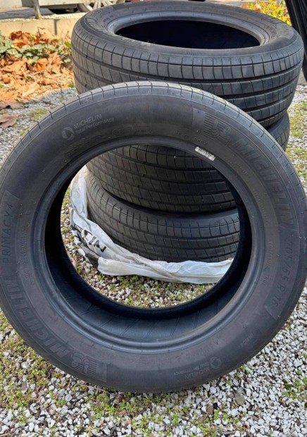 Ny�ri gumi szett Michelin 205/55 R16