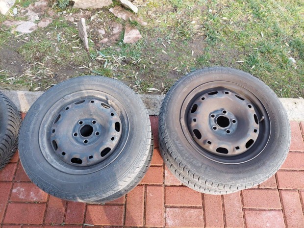 Nyári gumi szett felnivel 165/70 R 14 81T
