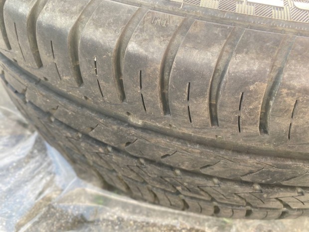 Nyri gumiabroncs 3db 175/65 R14
