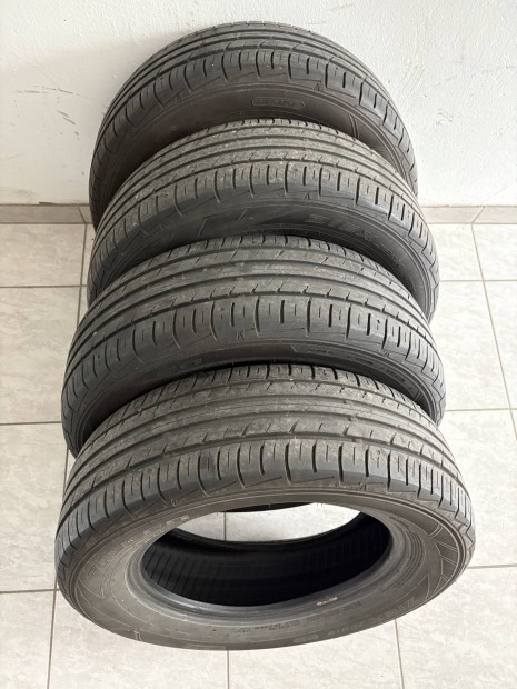 Nyári gumiabroncs Falken 195/65 R15,4db