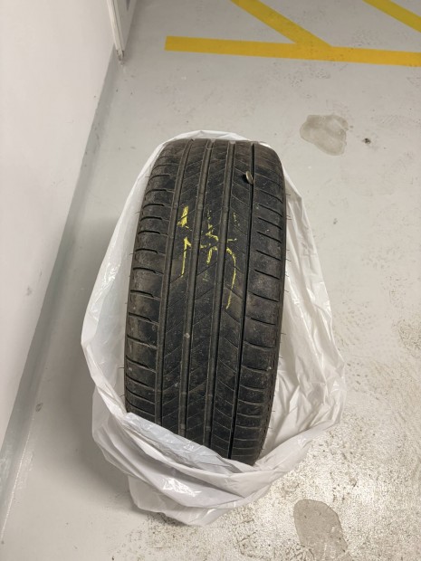 Ny�ri gumiabroncsok