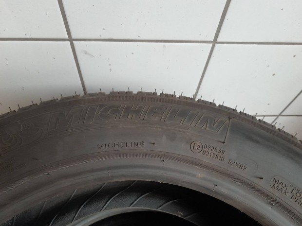 Ny�ri gumik 205/55r16 Michelin  4 db 