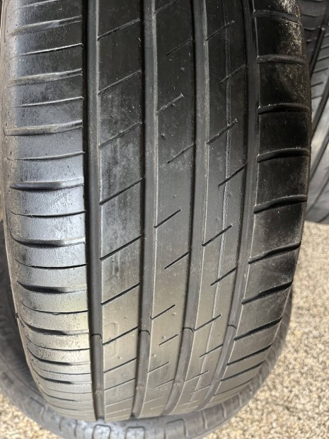 Nyári gumik 215/55R17 Goodyear