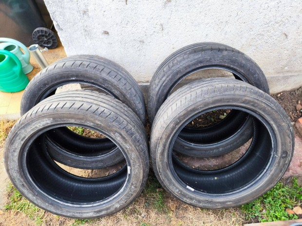 Nyri gumik 225/45 R17 hasznlt