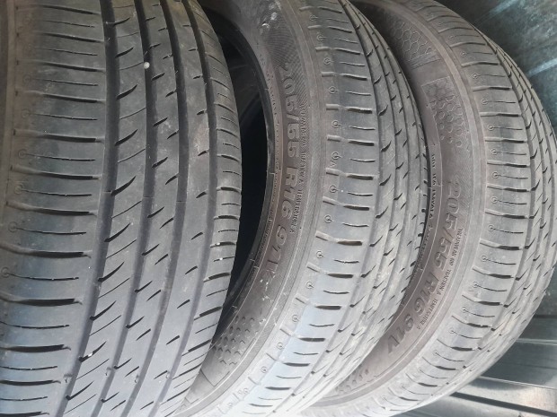 Ny�ri gumik 3 db 205/55r16 Kumho m�rk�j�. 