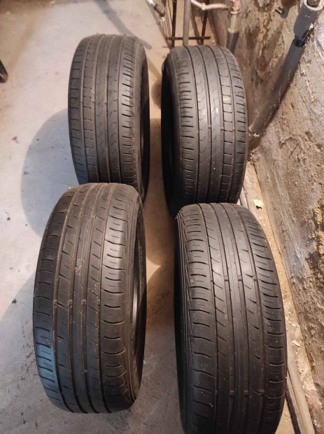 Nyri gumik Pirelli/ Falken 215/60 R16