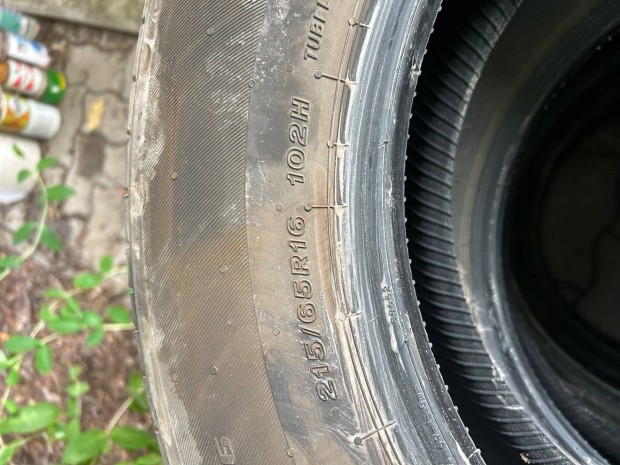 Nyrigumi 215/65R16