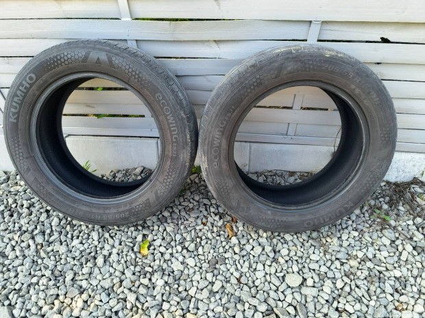 Nyrigumi r16 205/55 2db kumho ecowing es31