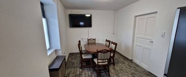 Nyírbátorban teljes körűen felújított 91 m2-es családi ház eladó