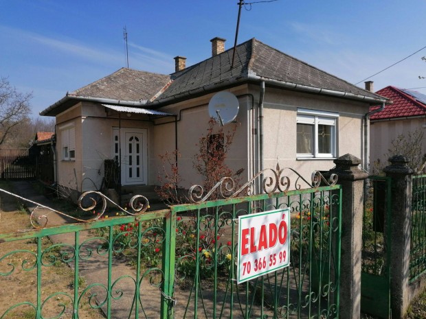 Ny�rbog�ton j� helyen j� h�zat j� �ron!!! Minden is ig�nybe vehet� r�!