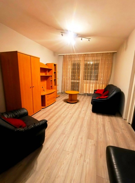 Ny�regyh�za Kalevala St-on 2 +1 Szob�s B�torozott Lak�s Kiad�