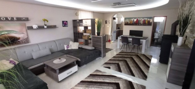 Nyregyhza-Oroson 2 szoba + nappalis, feljtott csaldi hz elad