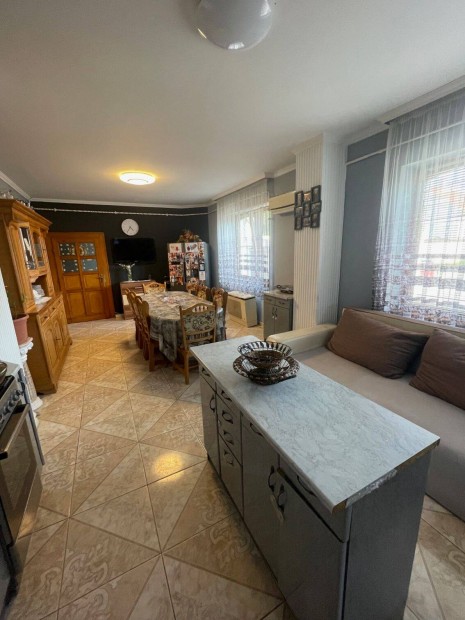 Ny�regyh�za, Belv�ros K�zeli 95 NM-Es Csal�di H�z Elad�