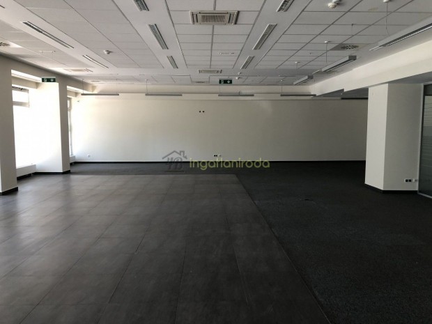 Ny�regyh�za - Belv�ros - Iroda - �zlethelyis�g - Kiad�