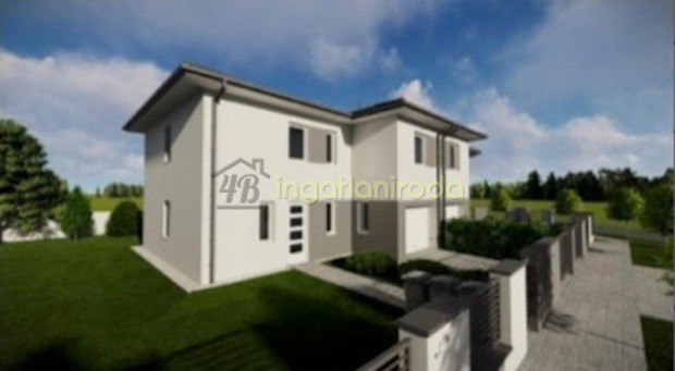 Ny�regyh�za - Oros k�z�tt - Ikerh�z - Csal�dih�z - Elad�