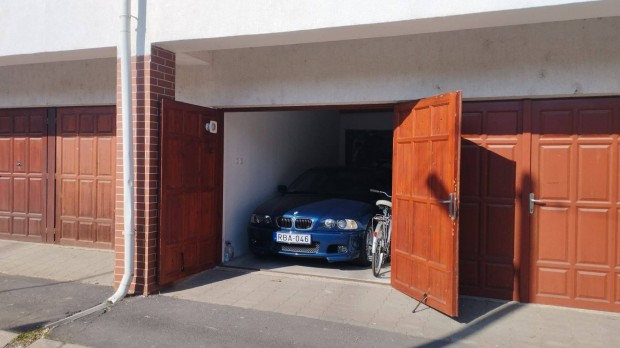 Ny�regyh�za belv. K�lm�n u.6 alatt gar�zs kiad� ak�r rakt�roz�sra is