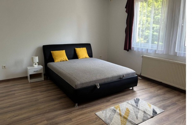 Nyíregyháza belvárosban 32 m2-es gázfűtéses lakás tulajdonostól kiadó