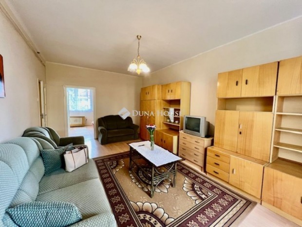 Ny�regyh�zai 55 nm-es lak�s elad�