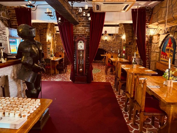 Ny�regyh�z�n 30 �ve m�k�d� �tterem kiad�!