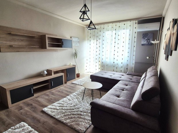 Ny�regyh�z�n az �z k�zben kiad� egy 54 m2-es modern lak�s!