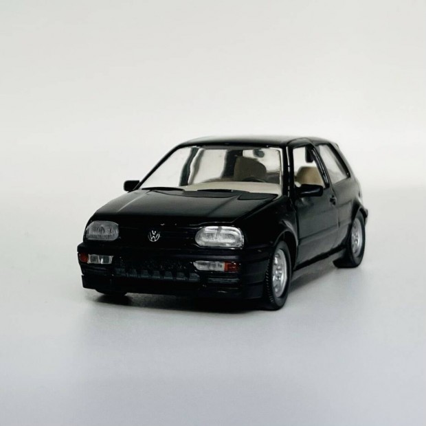 Nyithat VW Golf 3 modell 1/43 Shabak 1:43 Volkswagen