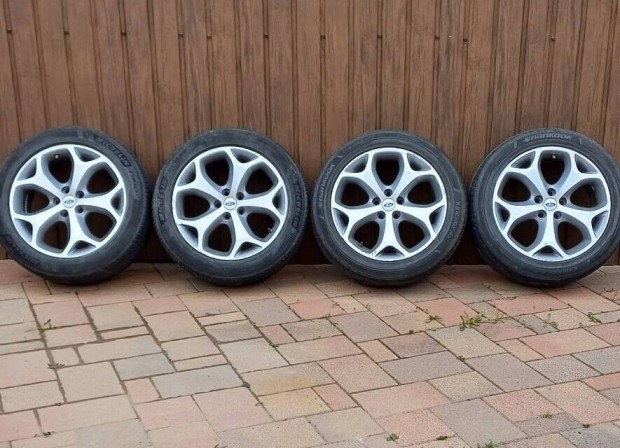 Nyomásérzékelő szenzorokkal eladó Ford 18" alufelni garnitúra