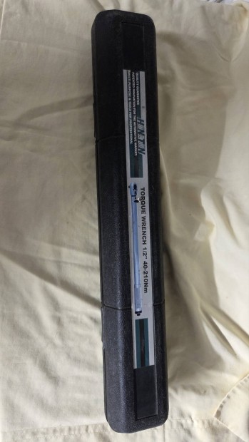 Nyomatkkulcs honiton 1/2" 40-210 Nm..