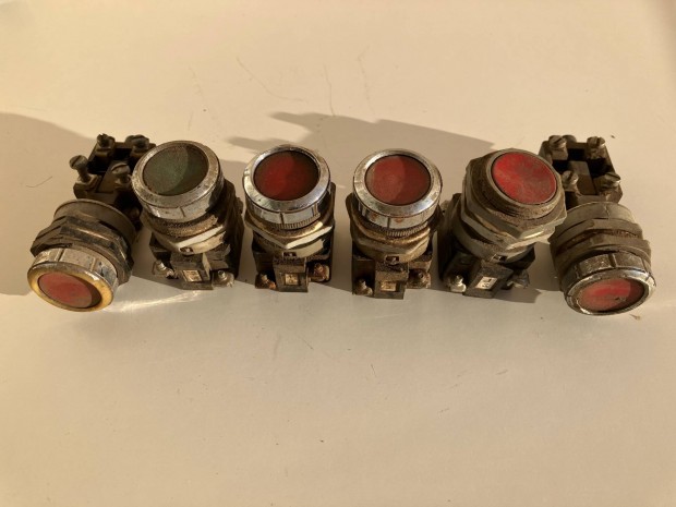 Nyomógomb 230V