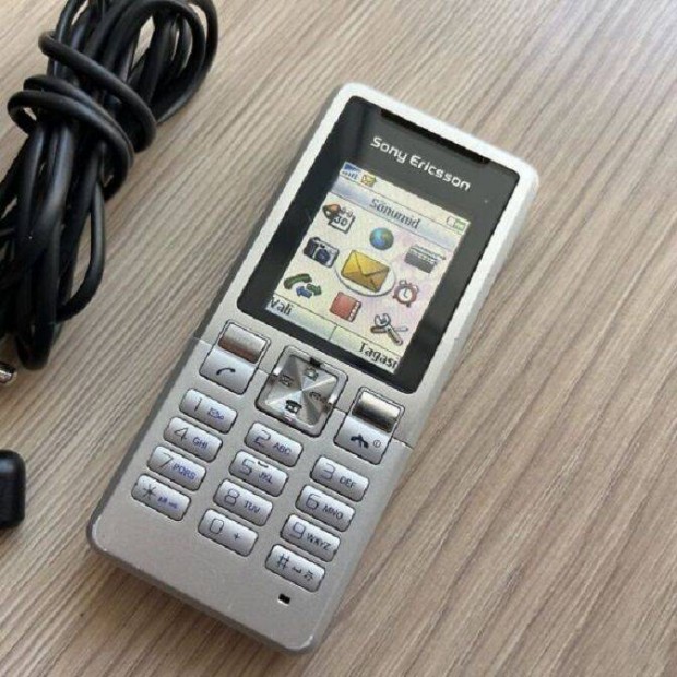 Nyomgombos Sony Ericsson mobiltelefon, olcsn elvihet!