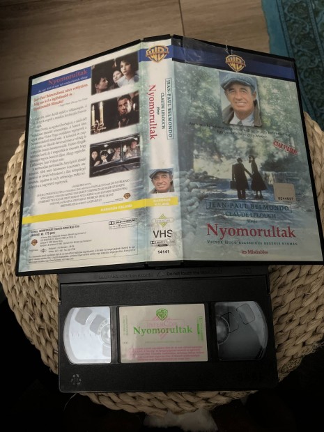 Nyomorultak vhs film