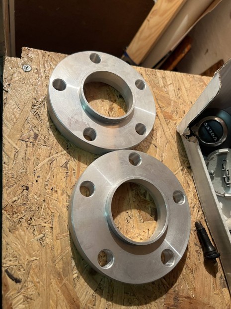 Nyomt�v Sz�les�t� �j  bmw 5x120 1.5cm