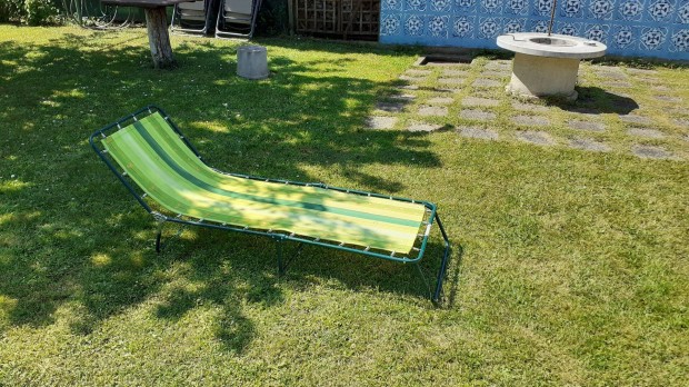 Nyugágy, napozóágy