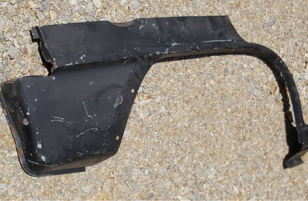 Nyugati Aut� Vegyes Alkatr�sz