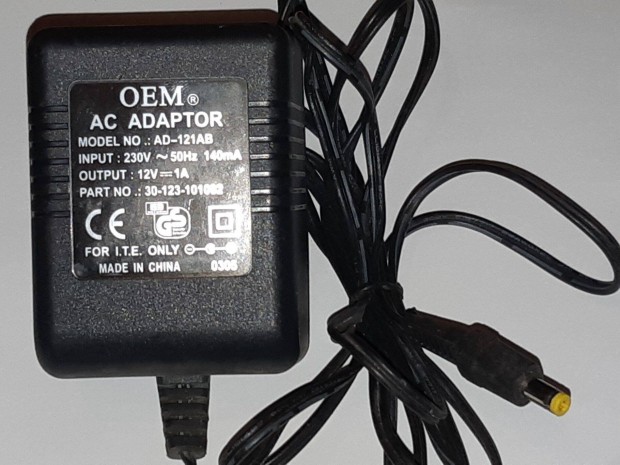 OEM DC adapter 12V / 1A mkd